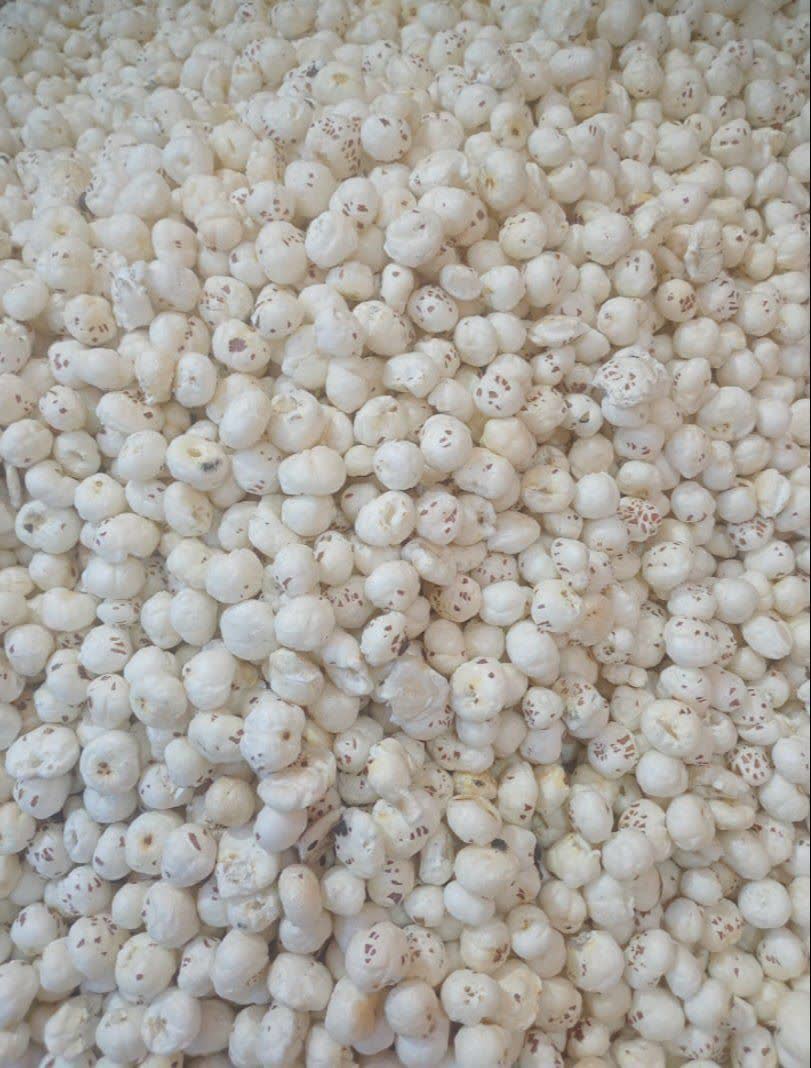 4 Suta Makhana, smaller uniformly white kernels